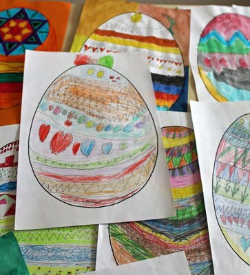 Foto des Albums: Wer malt die schönsten Ostereier?