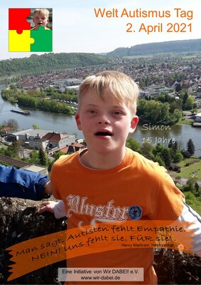 Simon beim Spazierengehen. Das ist eigentlich nicht so sein Ding&hellip;da kommen unvorhergesehen Hunde oder andere Reize, die manchmal Angst machen. Da spielt er doch lieber zuhause Ritter, h&uuml;pft auf dem Trampolin oder h&ouml;rt Musik... ...aber wie bei vielen anderen Kindern auch zieht das Versprechen nach dem Spaziergang ein Eis zu essen. Alles ganz normal. So kennen wir das von unserer Tochter, die ohne eine Behinderung durch ihr Leben geht, auch. 