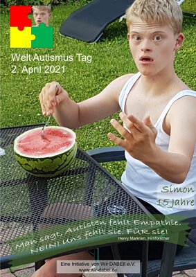 Melonen isst Simon besonders gerne! Dabei l&auml;sst er sich nicht viel Zeit&hellip; so dass er danach von oben bis unten klebt&hellip; und das st&ouml;rt ihn dann! Nicht, dass man da vorher etwas vorsichtiger essen k&ouml;nnte. 