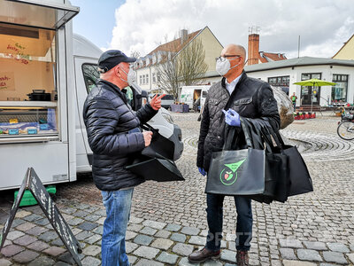 Foto des Albums: Erster PriMa-Treff auf dem Pritzwalker Wochenmarkt