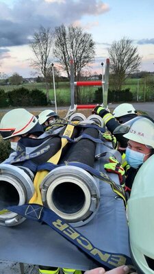 Foto des Albums: Übung - technische Rettung von Personen