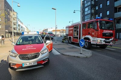 Foto des Albums: Einsatz 083/2021 - Bombendrohung Rathaus