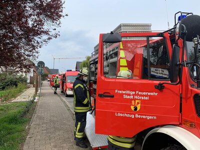 Foto des Albums: 2021-05-03-Einsatz_1 Öl-Gewässer