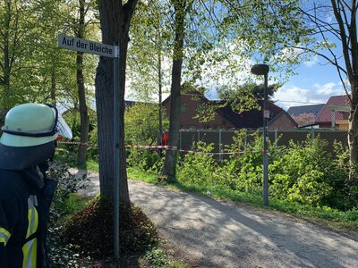 Foto des Albums: 2021-05-04-Einsatz_4 Baum_Straße Leineweberstr.