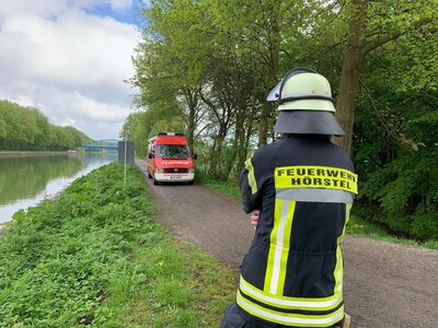 Foto des Albums: 2021-05-09-Einsatz 2 Öl_Gewässer Bevergern