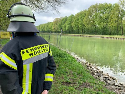 Foto des Albums: 2021-05-09-Einsatz 2 Öl_Gewässer Bevergern