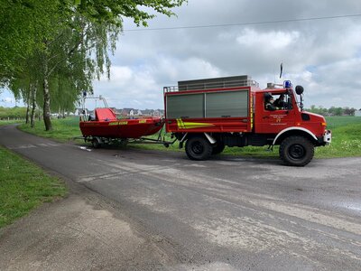 Foto des Albums: 2021-05-09-Einsatz 2 Öl_Gewässer Bevergern