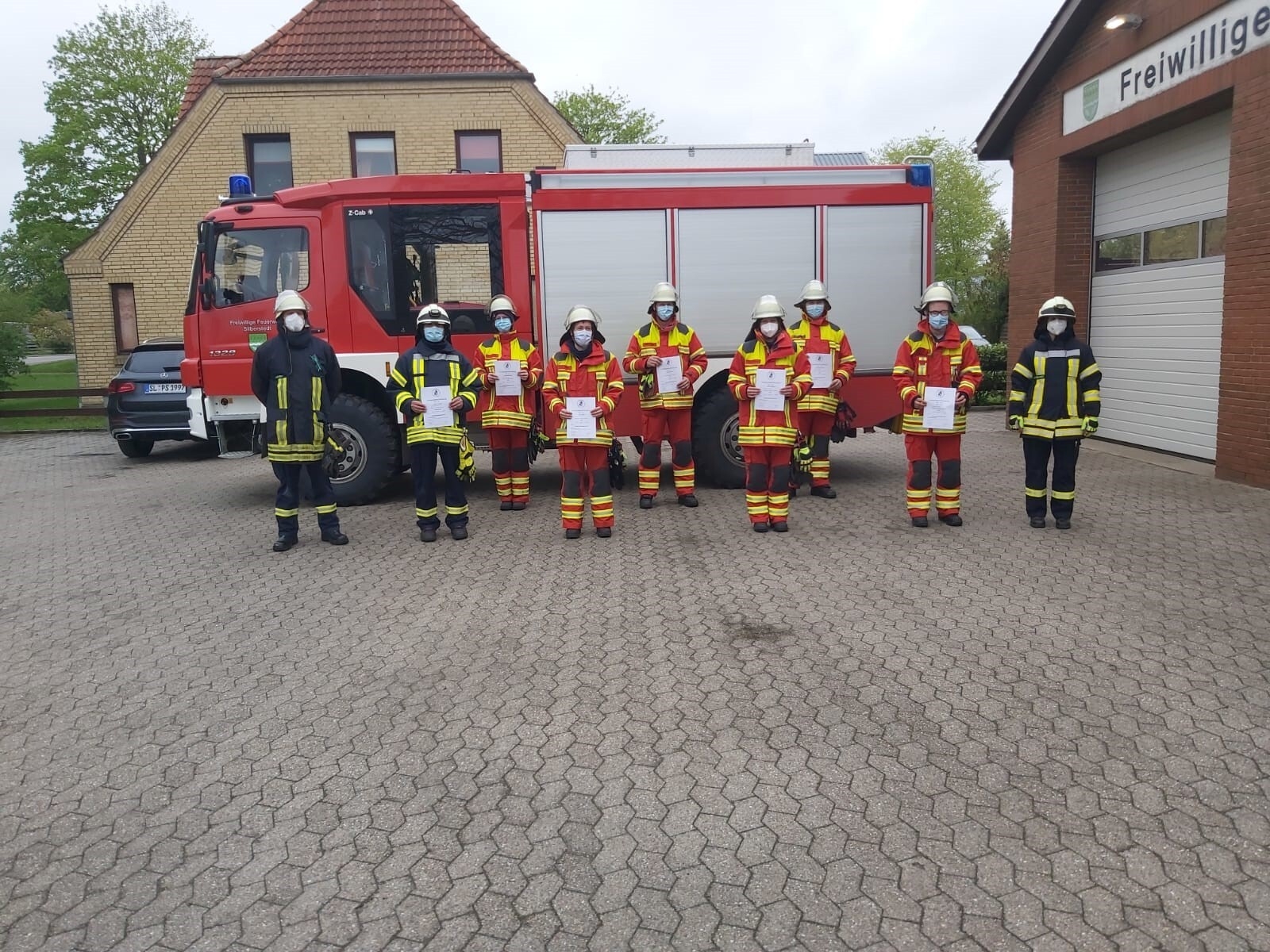 Bild: Teilnehmer in Gerätehaus Silberstedt