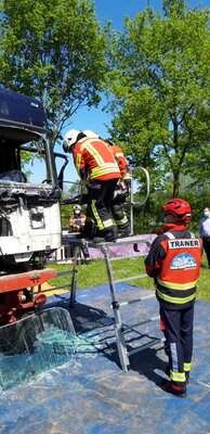 Foto des Albums: Seminar zur Technischen Rettung am Lkw