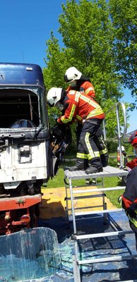 Foto des Albums: Seminar zur Technischen Rettung am Lkw