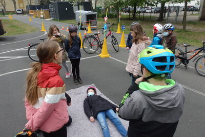 Foto des Albums: Klasse 4c - Fahrradprüfung