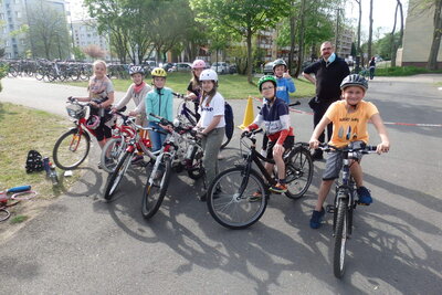 Foto des Albums: Klasse 4c - Fahrradprüfung