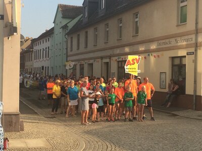 Einmarsch der Vereine 3 