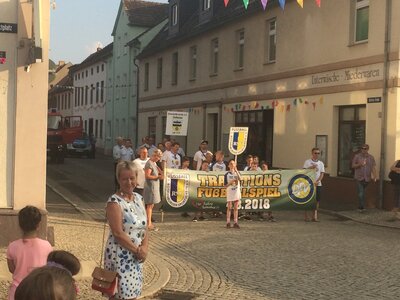 Einmarsch der Vereine 5 