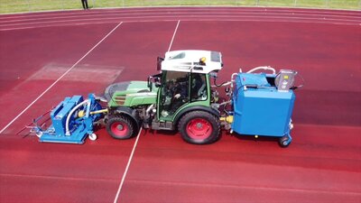 Foto des Albums: Reinigung der Sportflächen auf dem Sportgelände des TSV Kirchdorf ... (08. 06. 2021)