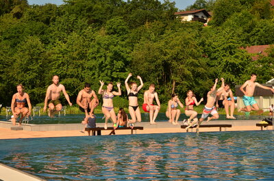 Foto des Albums: hr1 sendet live aus dem Freibad