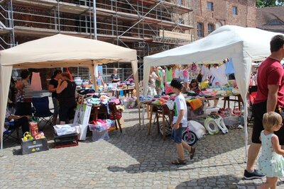 Foto des Albums: 1. Kinderflohmarkt von Kleine Fiener e.V.