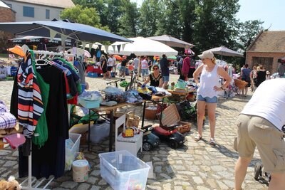 Foto des Albums: 1. Kinderflohmarkt von Kleine Fiener e.V.