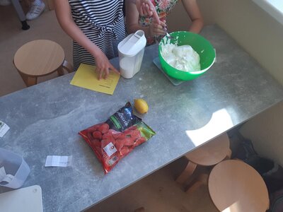 Foto des Albums: Klasse 3b - Wir backen Brot