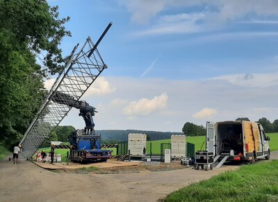 Funkmast  (19)  (Bild vergr&ouml;&szlig;ern)