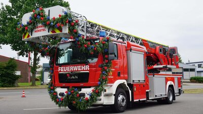 Foto des Albums: Drehleiter der Feuerwehr Hörstel feierlich eingeweiht