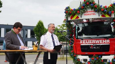 Foto des Albums: Drehleiter der Feuerwehr Hörstel feierlich eingeweiht