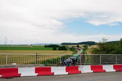 Br&uuml;cke &uuml;ber den Maierhofweg Bennigsen  (Bild vergr&ouml;&szlig;ern)