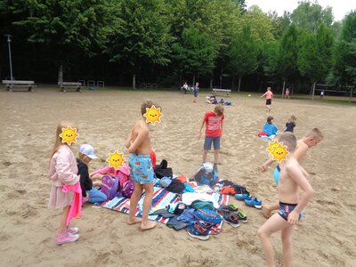 Ab zum Strand...  (Bild vergr&ouml;&szlig;ern)