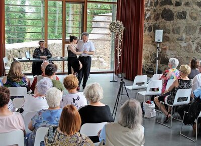 Erst vor ein paar Tagen organisierte der Kultur- und Heimatverein die Lesung &bdquo;Rikscha Tango&ldquo; mit Heinrich von der Haar und dem Tango- Tanzpaar Kremena und Oskar . Quelle:&nbsp;Silvia Zimmermann  (Bild vergr&ouml;&szlig;ern)