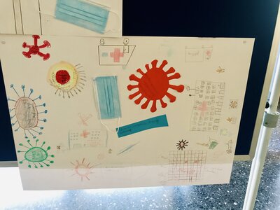 Foto des Albums: Corona Plakate