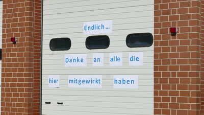 Foto des Albums: Übergabe des neuen Hilfeleistungslöschgruppenfahrzeug (HLF) 20 an die Freiwillige Feuerwehr Grasleben