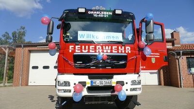 Foto des Albums: Übergabe des neuen Hilfeleistungslöschgruppenfahrzeug (HLF) 20 an die Freiwillige Feuerwehr Grasleben