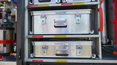 Foto des Albums: Übergabe des neuen Hilfeleistungslöschgruppenfahrzeug (HLF) 20 an die Freiwillige Feuerwehr Grasleben