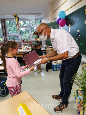 Klasse Flex A der Jahnschule mit Lehrerin Beate Robrecht. Foto: Beate Vogel  (Bild vergr&ouml;&szlig;ern)