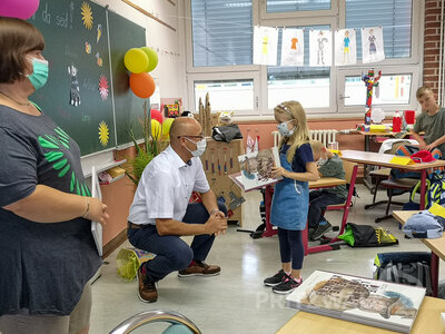 Klasse Flex A der Jahnschule mit Lehrerin Beate Robrecht. Foto: Beate Vogel  (Bild vergr&ouml;&szlig;ern)