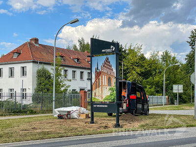 Foto des Albums: Ortseingangstafeln begrüßen jetzt die Bürger