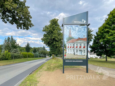 Foto des Albums: Ortseingangstafeln begrüßen jetzt die Bürger
