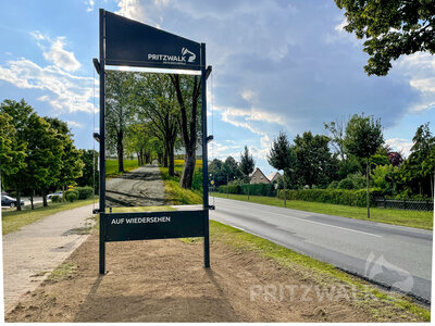 Foto des Albums: Ortseingangstafeln begrüßen jetzt die Bürger