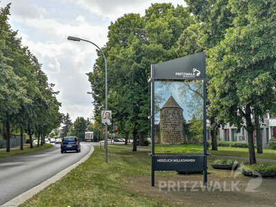Foto des Albums: Ortseingangstafeln begrüßen jetzt die Bürger