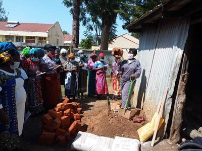 Foto des Albums: Construction of an energy-saving stove in July 2021