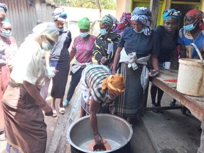 Foto des Albums: Construction of an energy-saving stove in July 2021