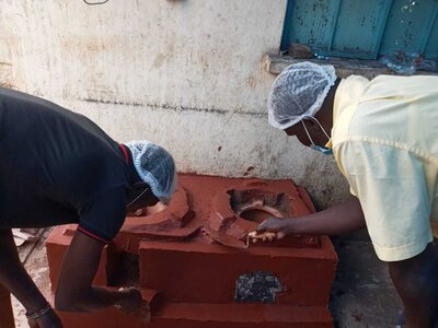 Foto des Albums: Construction of an energy-saving stove in July 2021
