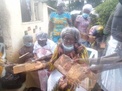 Foto des Albums: Construction of an energy-saving stove in July 2021