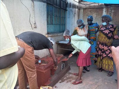 Foto des Albums: Construction of an energy-saving stove in July 2021