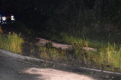 Foto des Albums: 2021-08-29_Öl_Straße