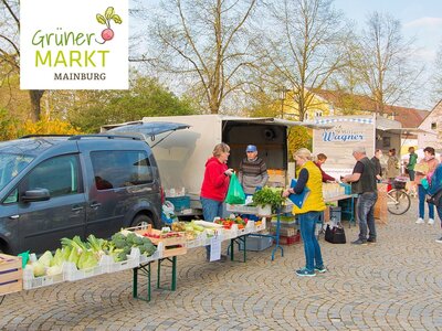 Obst und Gem&uuml;se auf dem Gr&uuml;nen Markt Mainburg 