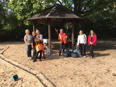 Foto des Albums: MainCleanUp and more - Müllsammelaktion!