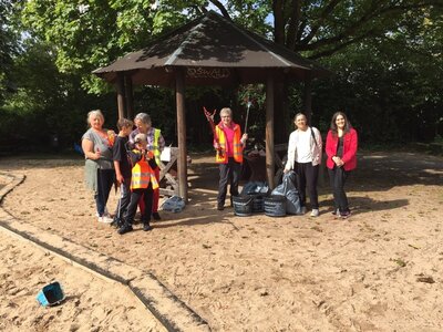 Foto des Albums: MainCleanUp and more - Müllsammelaktion!