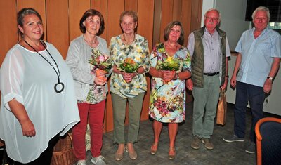 Verabschiedung aus dem Vorstand  (Bild vergr&ouml;&szlig;ern)