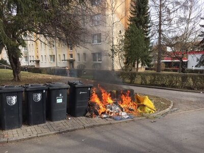 Vorschaubild: Mülltonnenbrand Hanfstraße